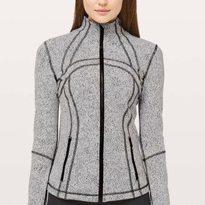 Lululemon Define Jacket
Inverted Feathered Jacquard White Black